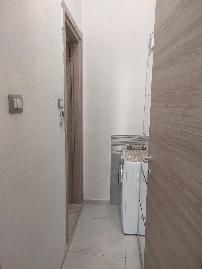 Appartamento Di Fronte Al Porto Turistico Cagliari Kültér fotó
